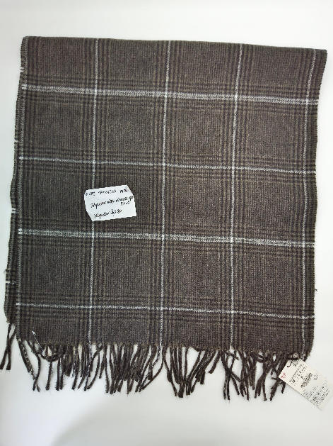 Brun och vit glen plaid-scarf i polyester-viskos med tvinnat fransstrim