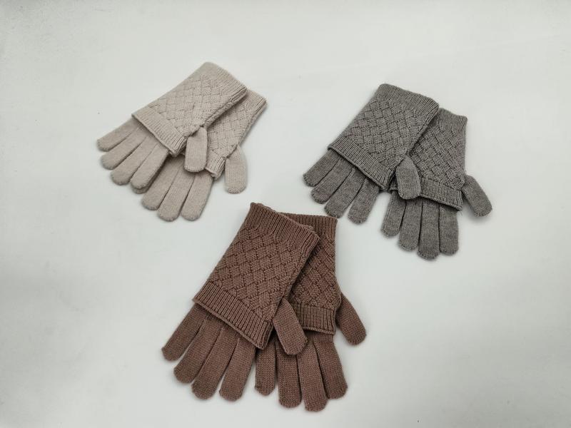  Gray & Mauve