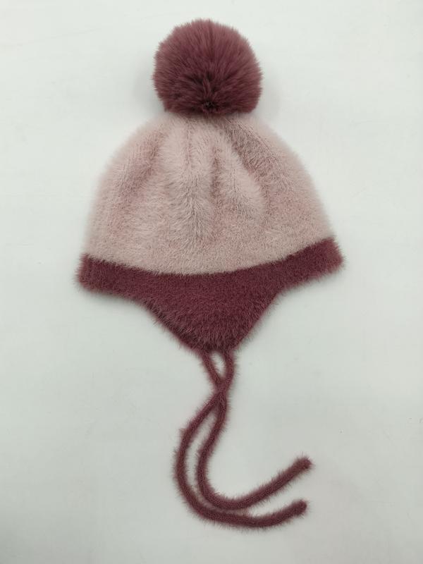 Dammrosa fluffig stickad vintermössa med öronlappar