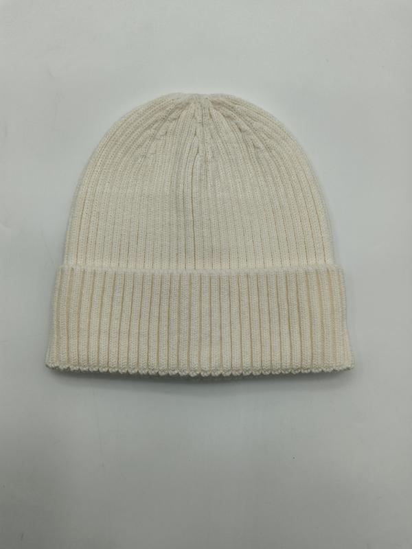 Cremevit ribbstickad beanie med uppvikt kant